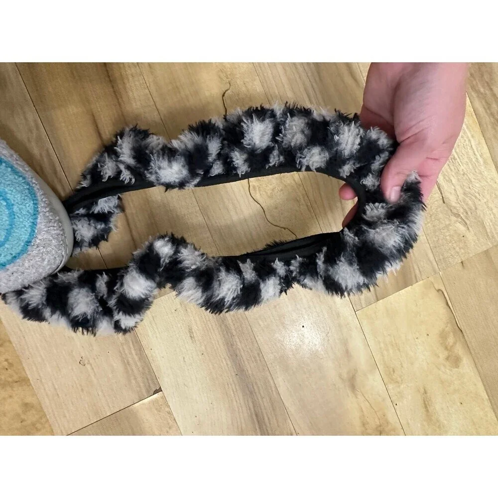 SHEIN black and white checkered fuzzy steering wheel cover